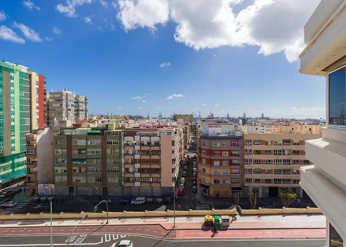 Bright Townhouse - Views - 5 Min Walk To The Las Palmas de Gran Canaria