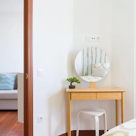Apartment Bright Townhouse - Views - 5 Min Walk To The *