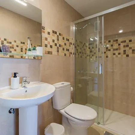 Apartment Bright Townhouse - Views - 5 Min Walk To The *
