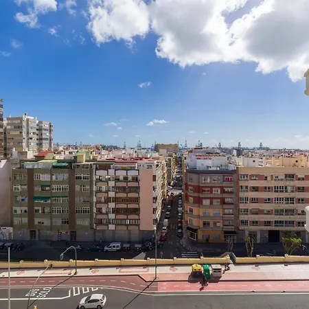 Bright Townhouse - Views - 5 Min Walk To The Las Palmas de Gran Canárias
