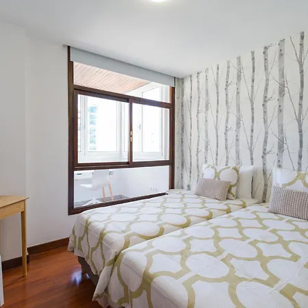 Bright Townhouse - Views - 5 Min Walk To The Las Palmas de Gran Canárias