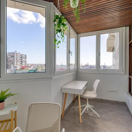 Bright Townhouse - Views - 5 Min Walk To The * Las Palmas de Gran Canaria