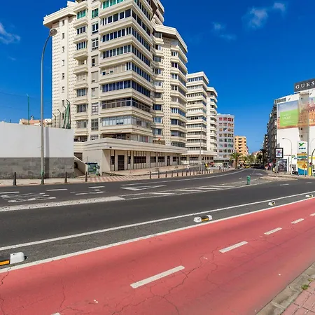Bright Townhouse - Views - 5 Min Walk To The * Las Palmas de Gran Canaria