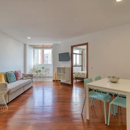 Bright Townhouse - Views - 5 Min Walk To The Apartment *