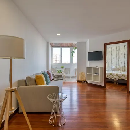 Bright Townhouse - Views - 5 Min Walk To The * Las Palmas de Gran Canaria
