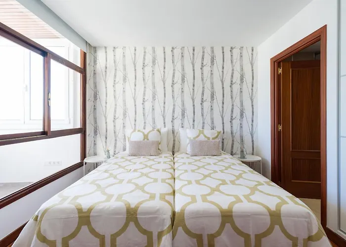 Bright Townhouse - Views - 5 Min Walk To The * Las Palmas de Gran Canárias