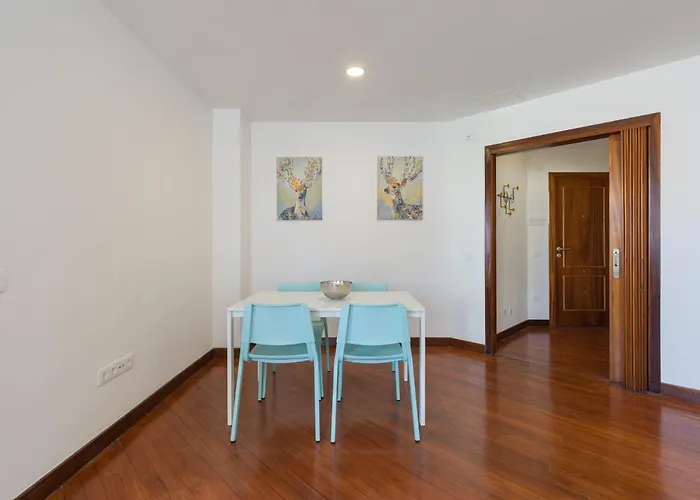 Bright Townhouse - Views - 5 Min Walk To The * Las Palmas de Gran Canárias