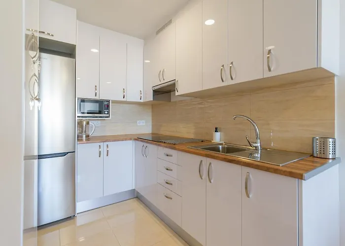 Bright Townhouse - Views - 5 Min Walk To The Las Palmas de Gran Canárias