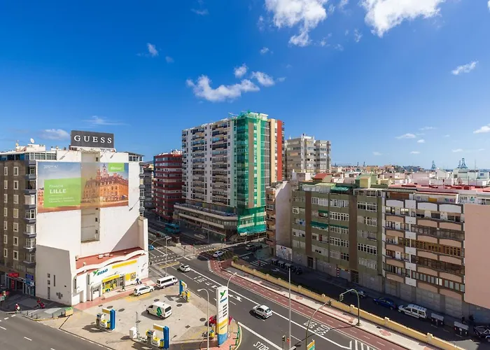 Apartament Bright Townhouse - Views - 5 Min Walk To The *